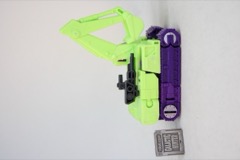 Hasbro Transformers Studio Series 86 Deluxe Constructicon Scavenger Action Figure