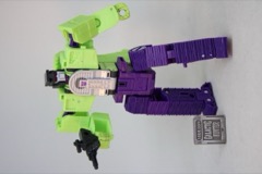 Hasbro Transformers Studio Series 86 Deluxe Constructicon Scavenger Action Figure