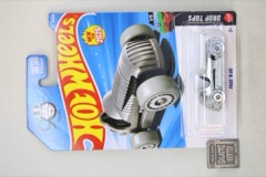 Mattel Hot Wheels Pass 'N Go Die-Cast Metal Vehicle