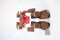 Hasbro Transformers Age of the Primes Leader Maximal Big Convoy