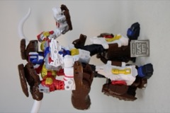 Hasbro Transformers Age of the Primes Leader Maximal Big Convoy