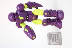 Onell Design Glyos Infinite Anti-Pheyden Scaphoidian Action Figure