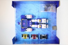 Hasbro Transformers Studio Series 86 Soundwave with Buzzsaw, Laserbeak, and Ravage