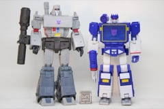 Hasbro Transformers Studio Series 86 Soundwave with Buzzsaw, Laserbeak, and Ravage