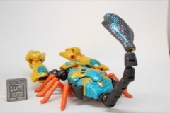 Hasbro Transformers Age of the Primes Deluxe Quickstrike