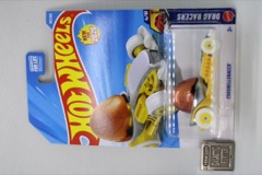Mattel Hot Wheels Eggshelleracer Die-Cast Metal Vehicle