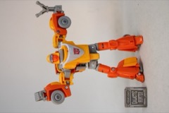 Hasbro Transformers Retro G1 Deluxe Wheelie