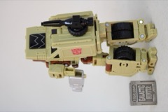 Hasbro Transformers Retro G1 Deluxe Outback