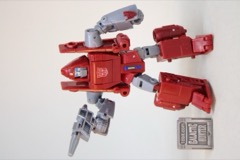 Hasbro Transformers Age of the Primes Deluxe Powerglide