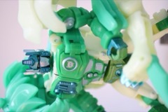 Transformers New Legends Glow-in-the-Dark Green Lio Convoy Action Figure