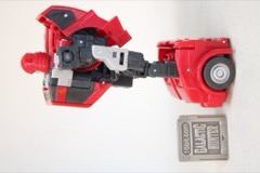 Hasbro Transformers Studio Series 86 Cliffjumper