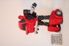 Hasbro Transformers Studio Series 86 Cliffjumper