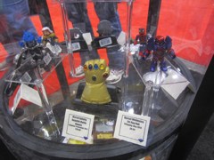 C2E2 2013 - Diamond Select Toys - Minimates