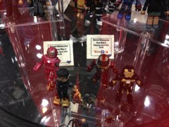 C2E2 2013 - Diamond Select Toys - Minimates