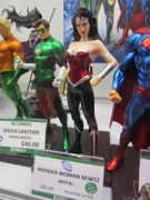 C2E2 2013 - Kotobukiya - Statues