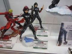 C2E2 2013 - Kotobukiya - Statues