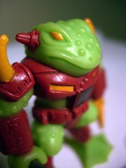 Hasbro Battle Beasts Horny Toad Action Figure