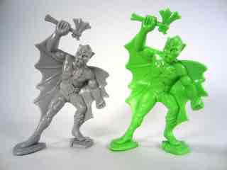 Tim Mee Toys Green and Grey Legendary Battle Figure Set