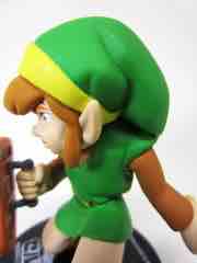 Medicom Nintendo Series Legend of Zelda Link Ultra Detail Figure