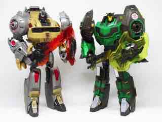Hasbro Transformers Generations Platinum Edition Bumblebee & Grimlock Action Figure Set