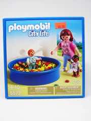 Playmobil 5572 City Life Ball Pit Set