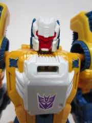 Hasbro Transformers Generations Titans Return Wolfwire Action Figure