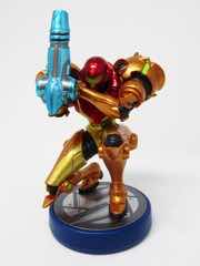 Nintendo Metroid Samus Aran and Metroid Amiibo