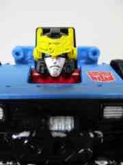 Transformers Generations War for Cybertron Siege Selects Hot Shot Action Figure