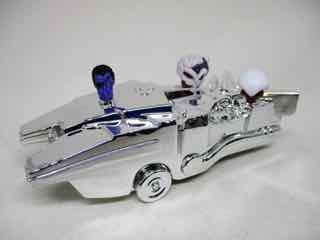 Toy Pizza Zoner Capsule Silver Vehicle Mode