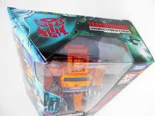 Transformers Generations War for Cybertron Earthrise Voyager Autobot Grapple Action Figure