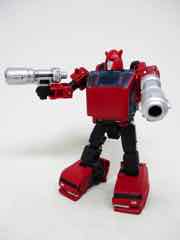 Transformers Generations War for Cybertron Earthrise Deluxe Cliffjumper Action Figure