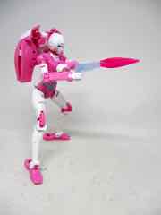 Hasbro Transformers Generations War for Cybertron Earthrise Deluxe Arcee Action Figure