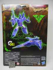 Hasbro Transformers Generations War for Cybertron Kingdom Voyager Cyclonus Action Figure