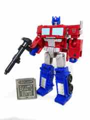 Hasbro Hasbro Transformers Generations War for Cybertron Kingdom Core Optimus Prime Action Figure