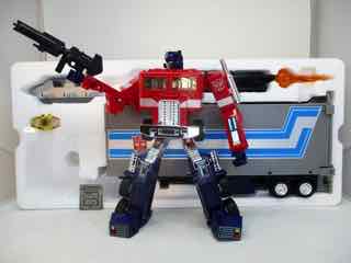 Takara-Tomy Transformers Missing Link C-01 Optimus Prime (Convoy) Action Figure