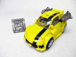Hasbro Transformers Legacy United Deluxe Animated Universe Bumblebee Action Figure