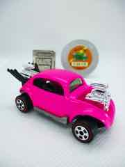 Playing Mantis Johnny Lightning The Challengers Bug Bomb (Pink) Die-Cast Metal Vehicle