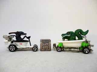 Mattel Hot Wheels Action Pack Scum Chums Hot Seat and Sudzster Die-Cast Metal Vehicles