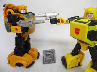 Hasbro Transformers Studio Series 86 Deluxe Bumblebee Action Figure