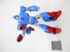 Hasbro Transformers Legacy Evolution Deluxe Devcon Action Figure