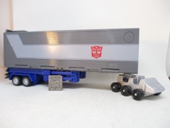 Hasbro Transformers Studio Series 86 Optimus Prime Action Figure