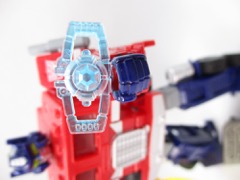 Hasbro Transformers Legacy United Deluxe G1 Universe Optimus Prime Action Figure