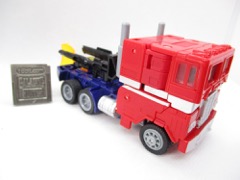 Hasbro Transformers Legacy United Deluxe G1 Universe Optimus Prime Action Figure