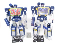 Hasbro Transformers Legacy United Leader G1 Universe Soundwave, Rumble, Ravage, and Buzzsaw Action Figure