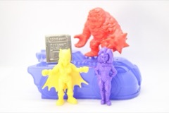 Culture Fly Batman Tiny Mights Purple Poison Ivy, Red Clayface, and Yellow Batgirl Minifigures with Case