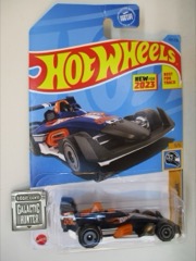 Mattel Hot Wheels HW-4-TRAC Die-Cast Metal Vehicle