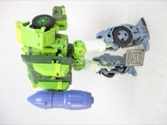 Hasbro Transformers Studio Series 86 Autobot Springer