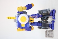 Hasbro Transformers Age of the Primes Fisitron and Carnivac