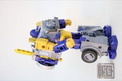 Hasbro Transformers Age of the Primes Fisitron and Carnivac