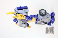Hasbro Transformers Age of the Primes Fisitron and Carnivac